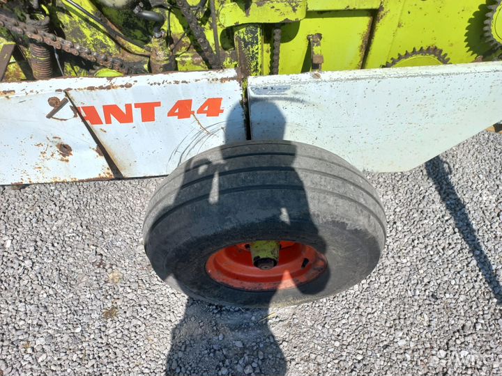 Пресс-подборщик Claas Rollant 44, 1999