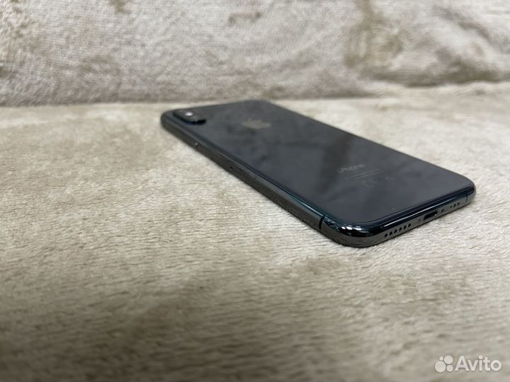 iPhone Xs, 64 ГБ