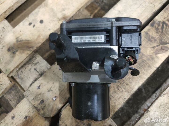 Блок ABS Bmw 5 E61 N52B25 2008