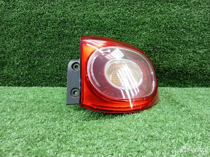 Фонарь правый VAG Volkswagen Tiguan