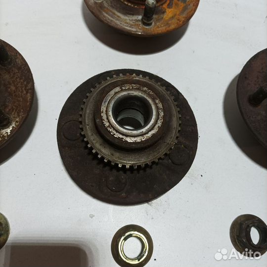 Ступица задняя Nissan Maxima