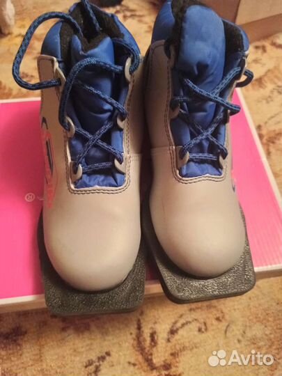 Лыжные ботинки детские