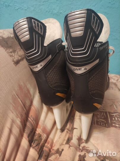 Хоккейные коньки bauer supreme one 4 размер 45,5
