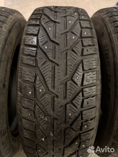 Tigar SUV Ice 215/65 R17 103T