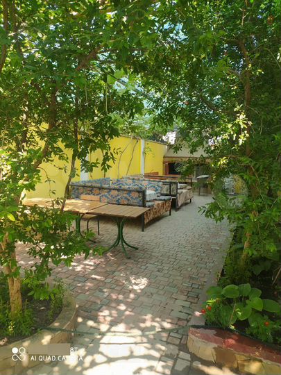 Комната 100 м² в 1-к., 1/4 эт.