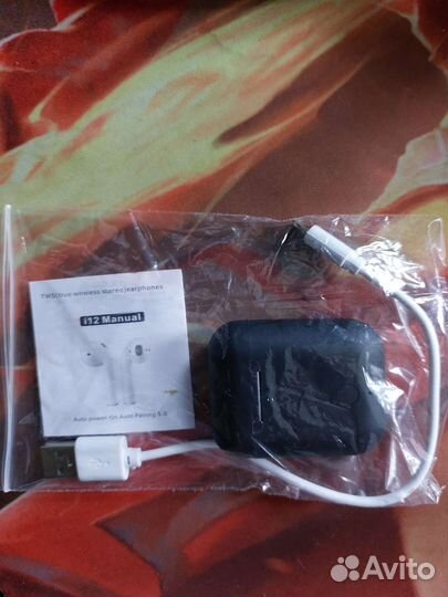 Новые Bluetooth наушники i12 TWS