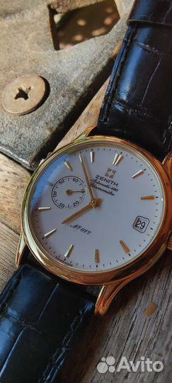 Золотые часы Zenith