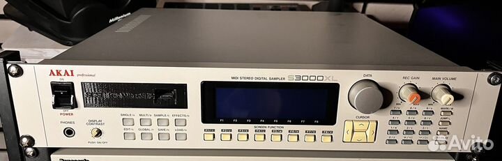 Akai s3000xl