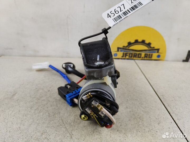 Замок зажигания Ssangyong Actyon CK 2013