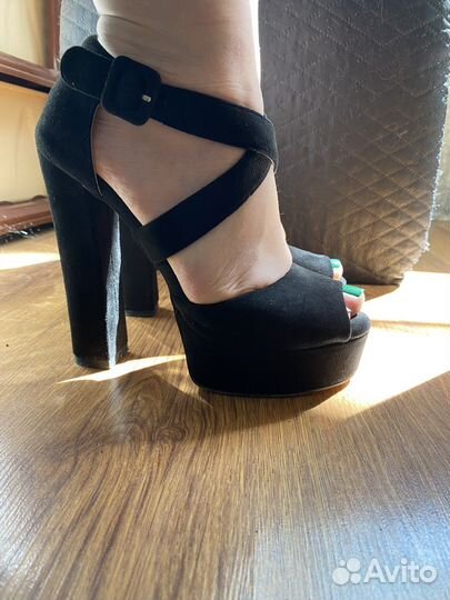 Босоножки женские 38 размер