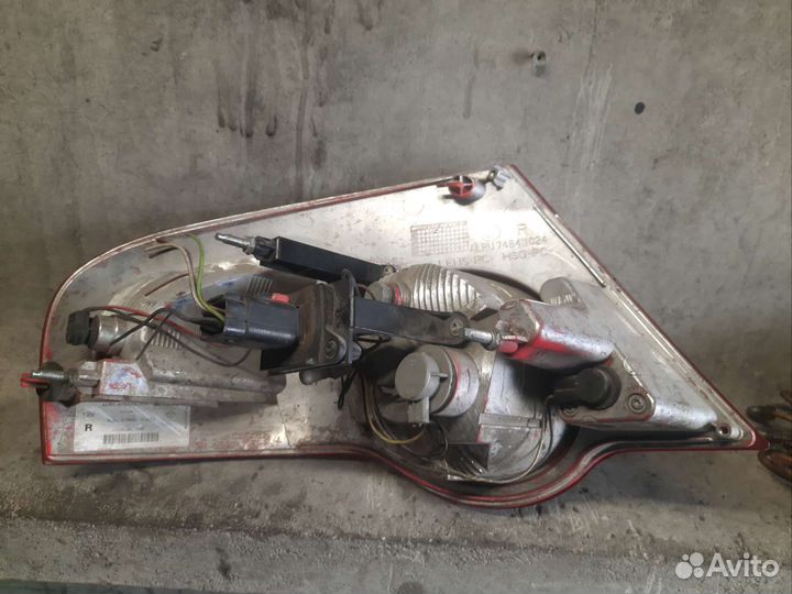 Фонарь задний правый внешний Volga Siber