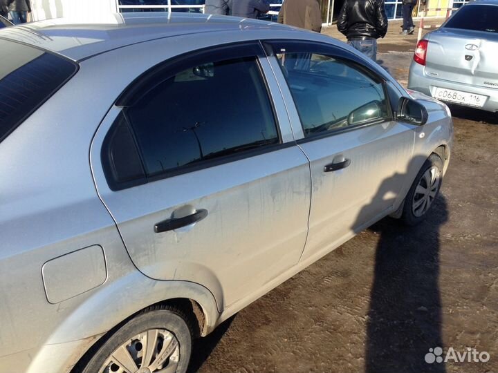 Дефлектор двери Chevrolet Aveo седан (06-11)