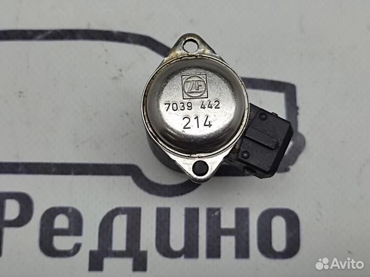 Клапан рулевой рейки w221 S-class 642.932