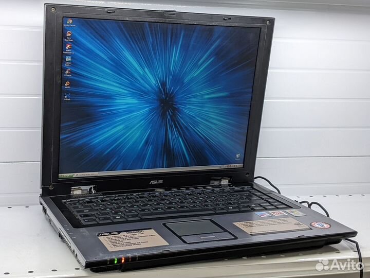 Ноутбук asus M6000