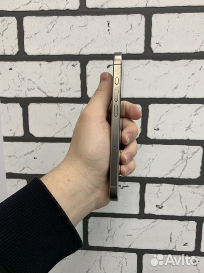 iPhone 15 Pro, 256 ГБ