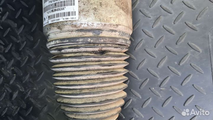 7p5616040al Амортизатор передний Porsche Cayenne 2