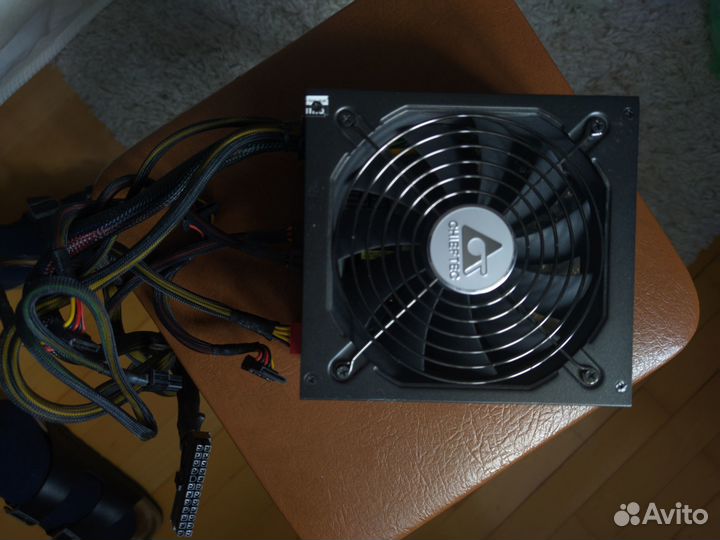 Блок питания 650w Chieftec APS-650