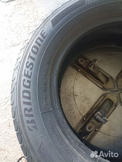 Bridgestone Turanza T001 225/60 R16