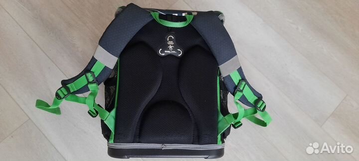 Школьный рюкзак