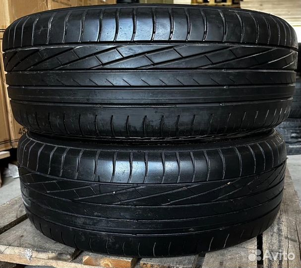 Goodyear Excellence 215/55 R17 94W