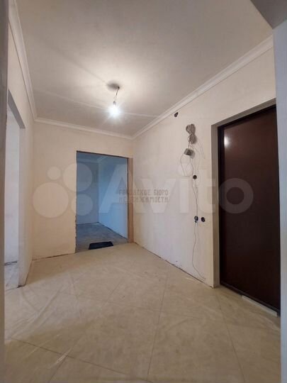 2-к. квартира, 62 м², 8/9 эт.