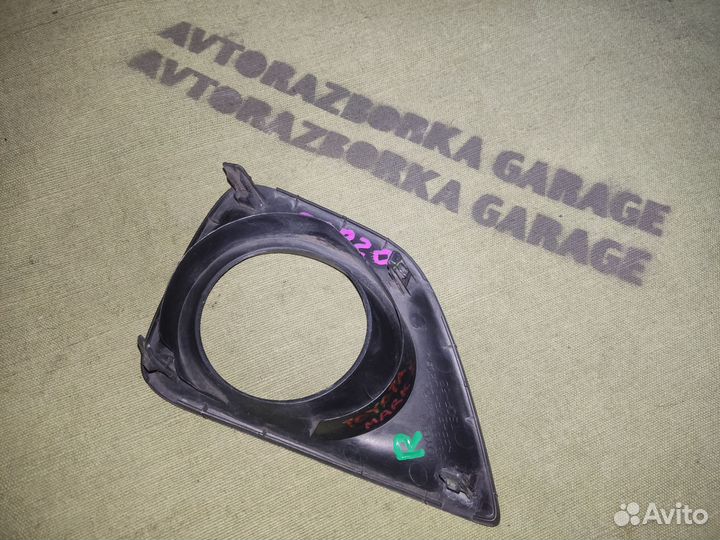 Ободок туманки правый Toyota Mark X GRX130