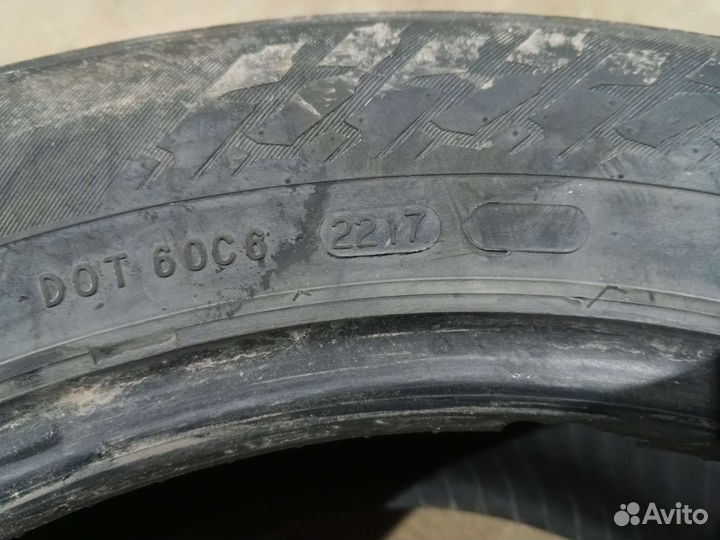 Nokian Tyres Hakkapeliitta 9 235/55 R17