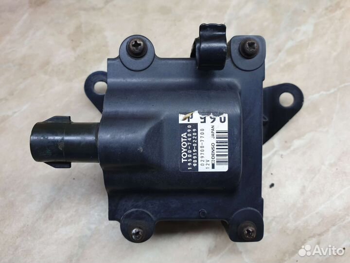 Катушка зажигания toyota carina E 19500-74090