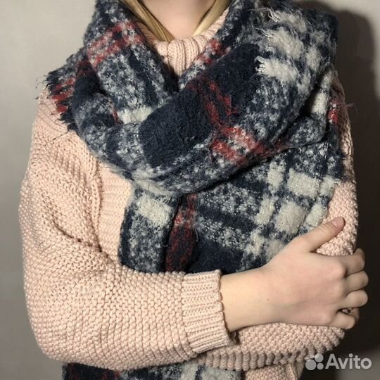 Шарфы и палантины