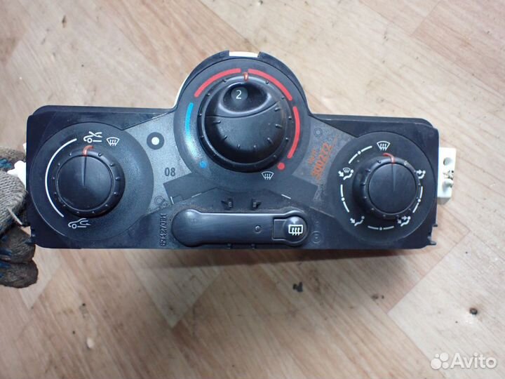 Блок управления отопителем Renault Megane II 03-09