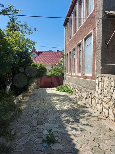Дом 228 м² на участке 14 сот.