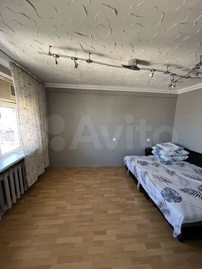 2-к. квартира, 55 м², 9/10 эт.