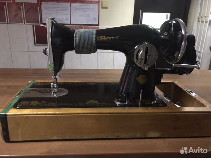 Швейная машинка ручная