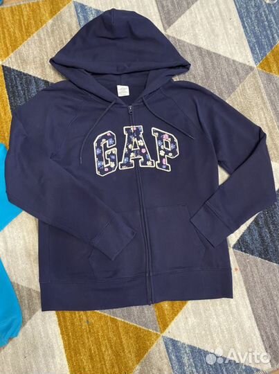 Толстовки женские Gap, 50 p