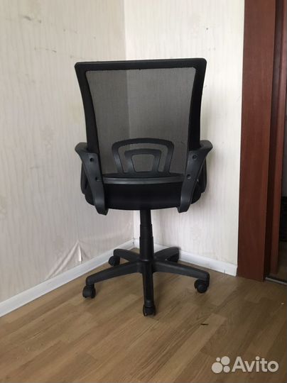 Компьютерное кресло