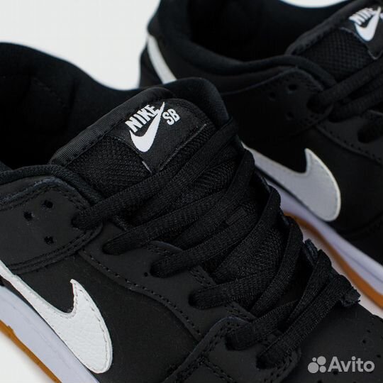 Кроссовки Nike Dunk Low Black / White Gum