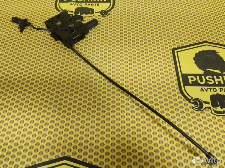 Замок капота Skoda Superb B8 czea 2016