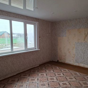 3-к. квартира, 48 м², 1/1 эт.