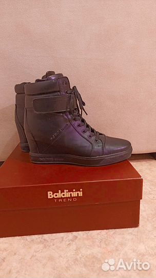 Продам ботильоны Baldinini