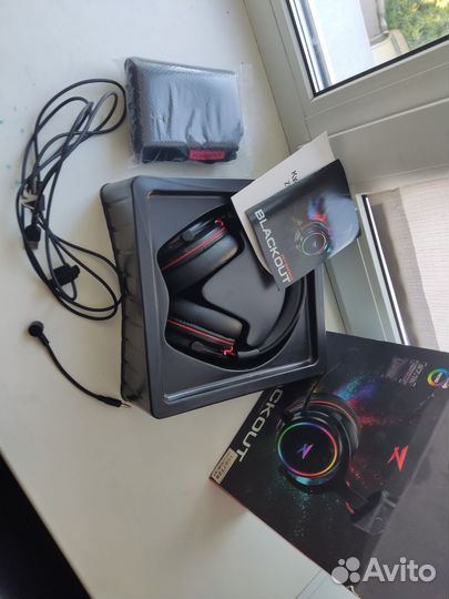 Игровые наушники