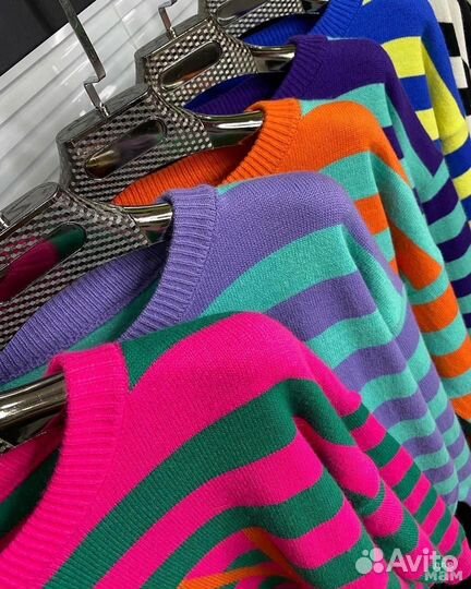 Свитер женский оверсайз