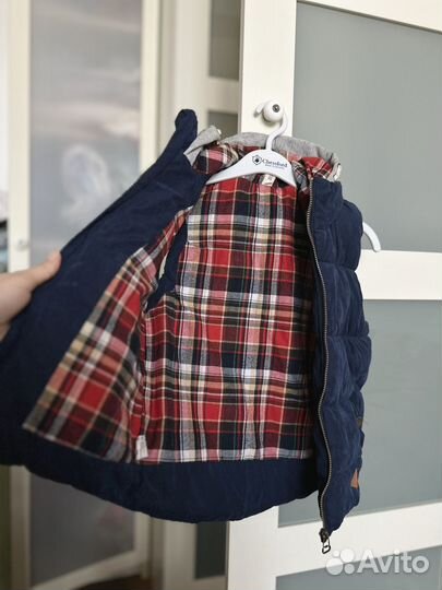 Детская жилетка и шапка