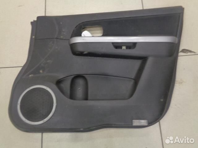 Обшивка двери передней правой Suzuki Escudo 2005