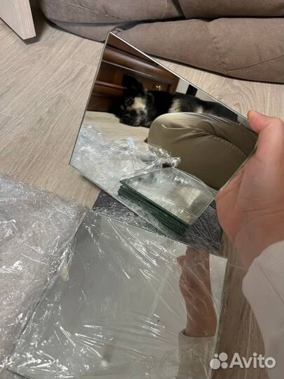 Зеркальная плитка 16 штук. 20 на 20 см