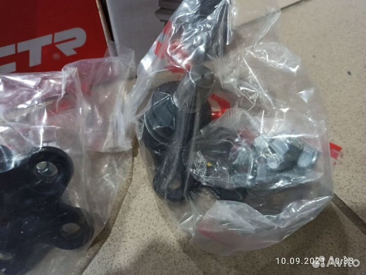 Шаровая опора Авео Т300, Кобальт, Мокка. Новая