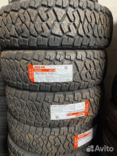 Nokian Tyres Hakkapeliitta 5 215/65 R16 200B