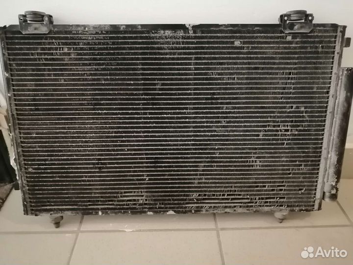 Радиатор кондиционера toyota corolla 120