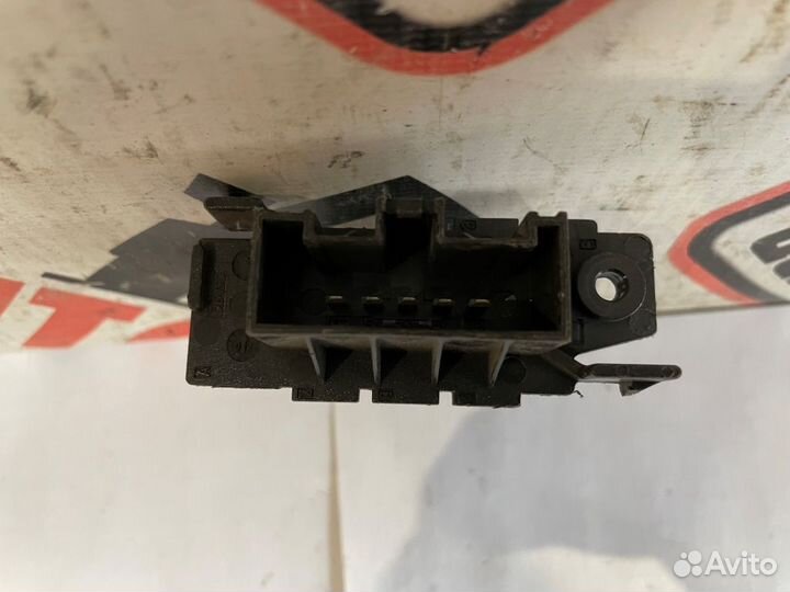 Резистор печки Opel Corsa D