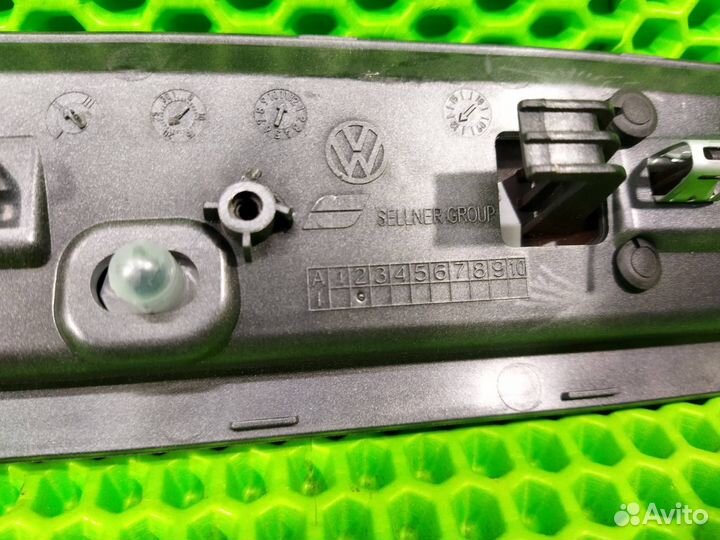 Ручка двери внутренняя задняя левая Volkswagen