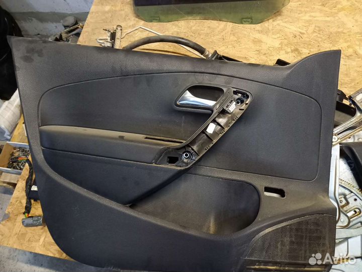 Обшивка двери поло 2018г